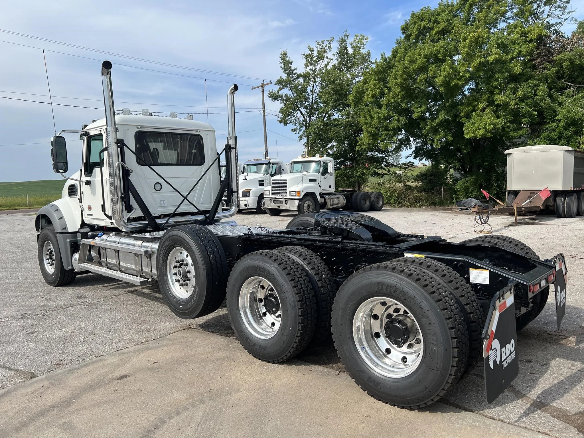2026 Mack — photo 3