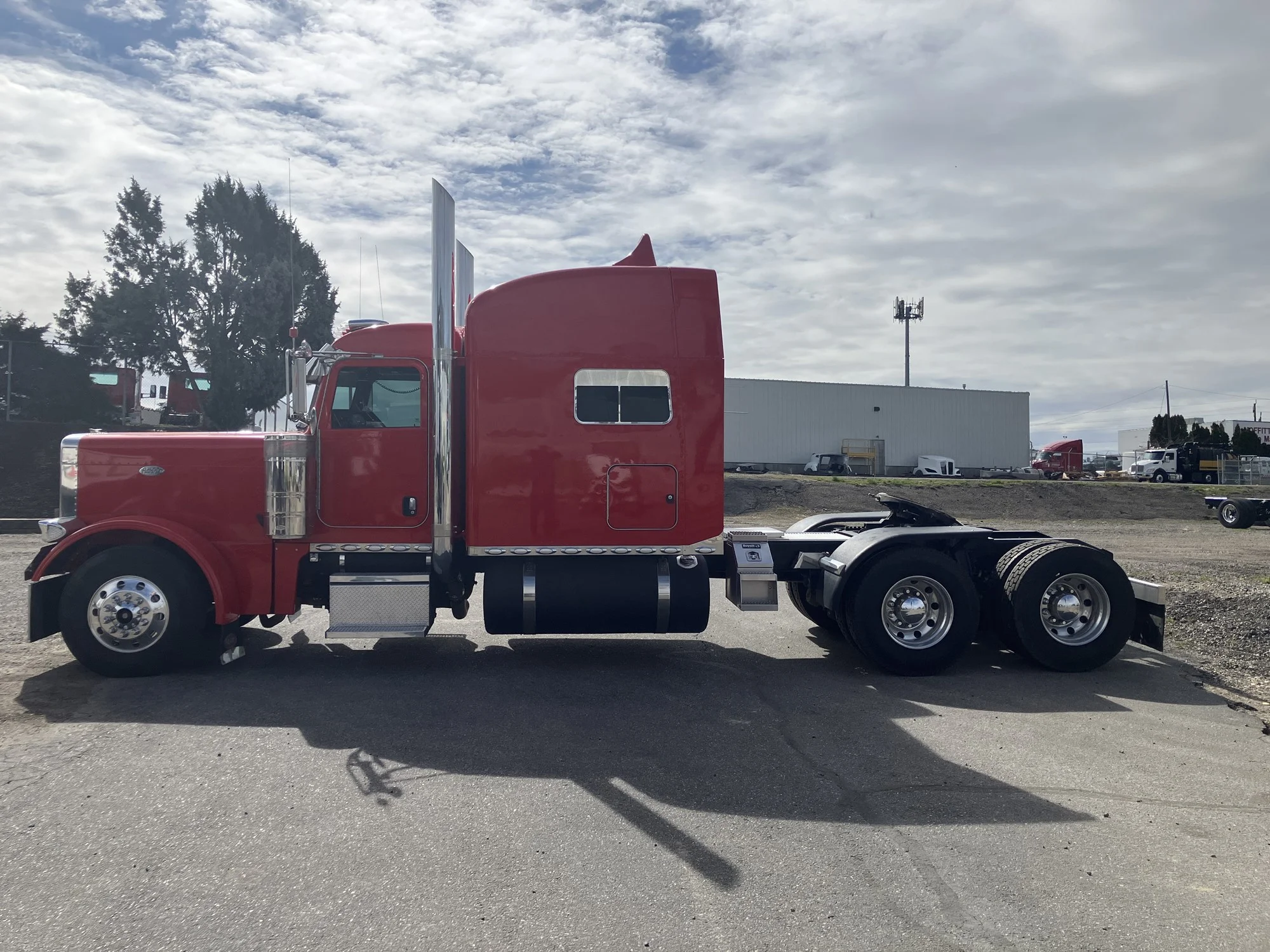 2007 Peterbilt 379 in Boise, ID — photo 2