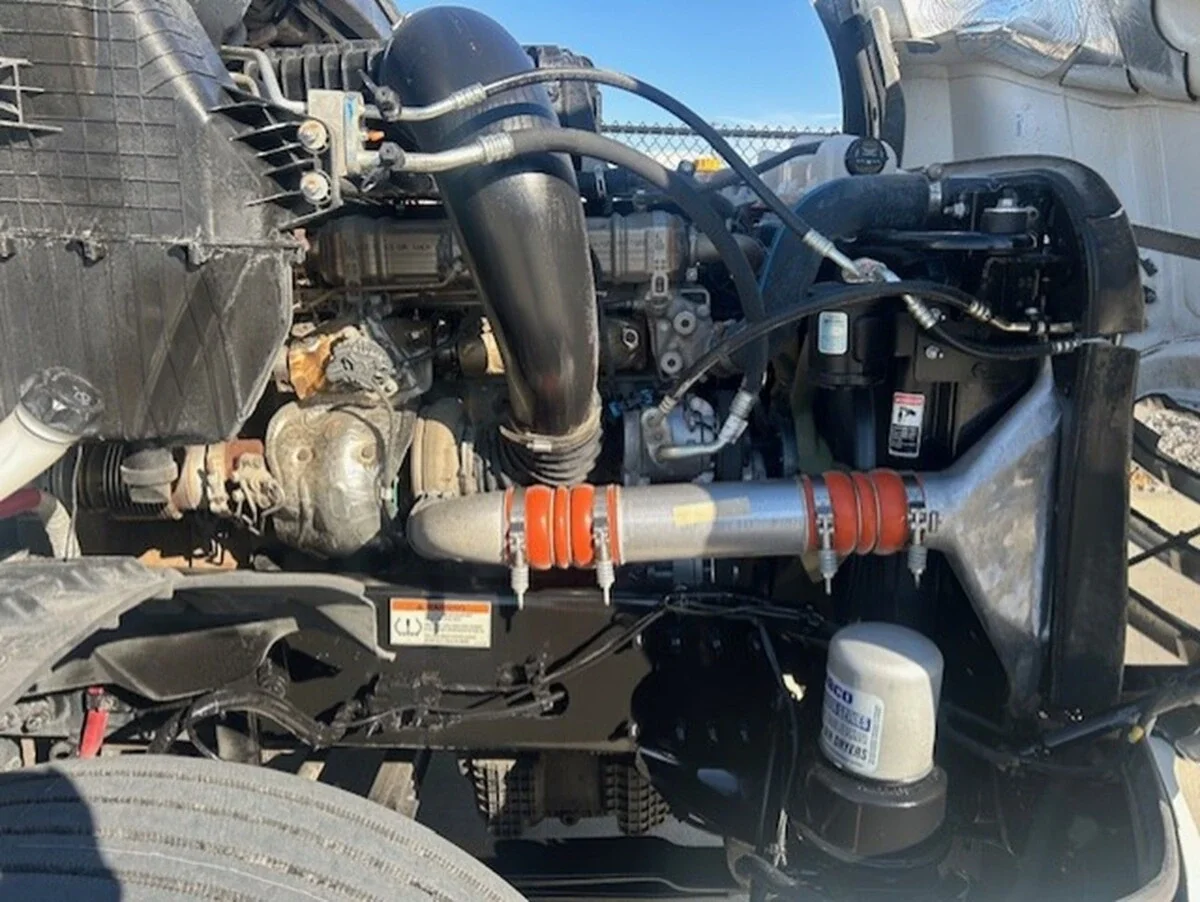 2025 Freightliner Cascadia - image 12