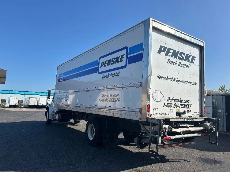 2022 Freightliner M2 106 in Louisville, KY — photo 6