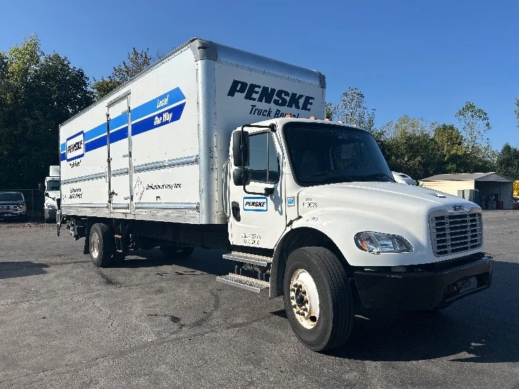 2022 Freightliner M2 106 in Obetz, OH