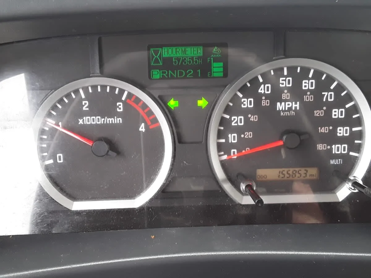 2018 Isuzu NQR - image 10