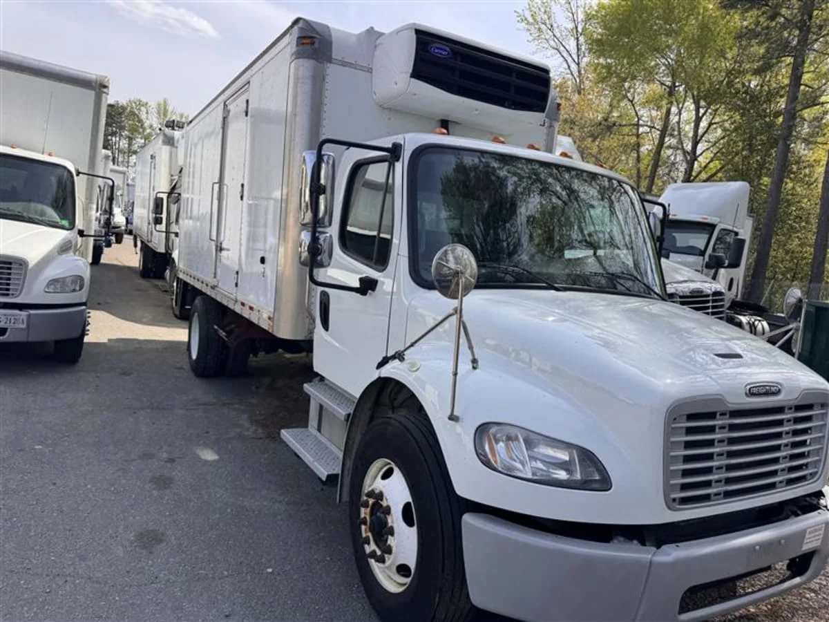 2018 Freightliner M2 106 in Ashland, VA — photo 3