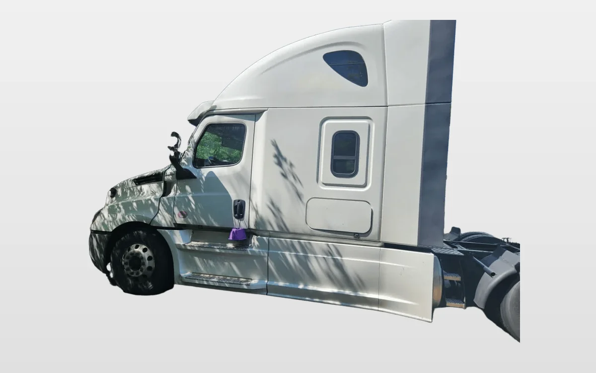 2020 Freightliner - image 1