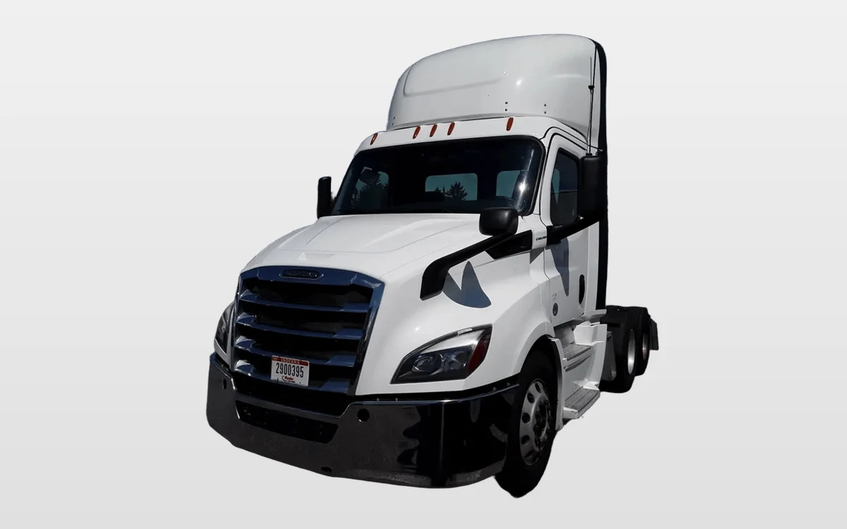 2019 Freightliner Cascadia - image 1