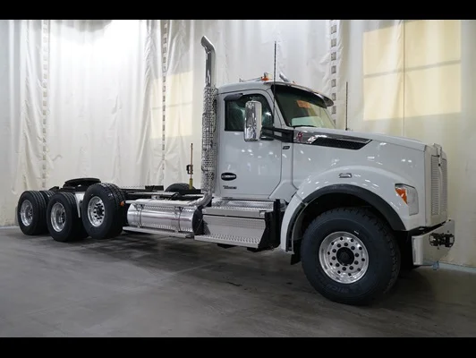 2027 Kenworth T880 in Raleigh, NC