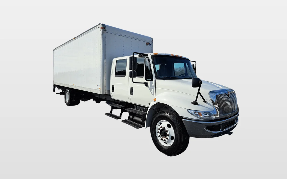 2019 International - image 1