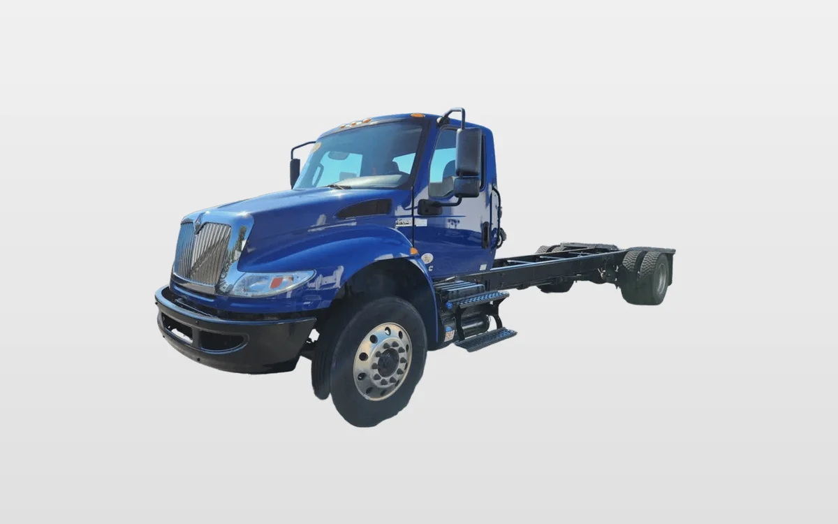 2021 International MV - image 1