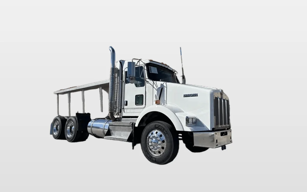 2019 Kenworth T800 - image 1