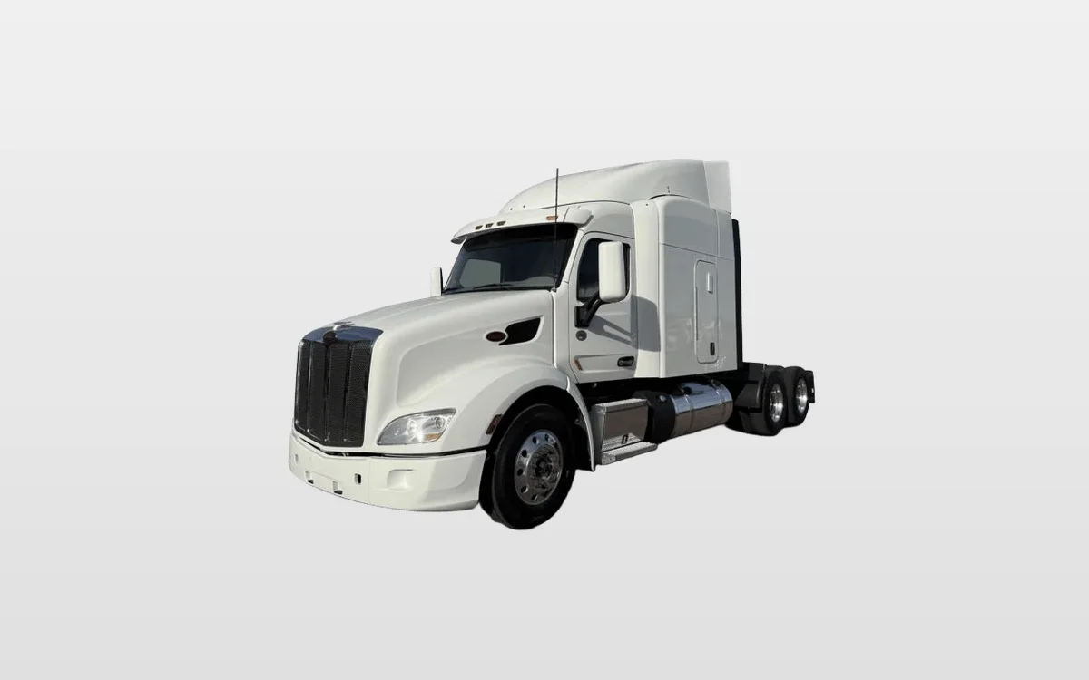 2022 Peterbilt 579 - image 1