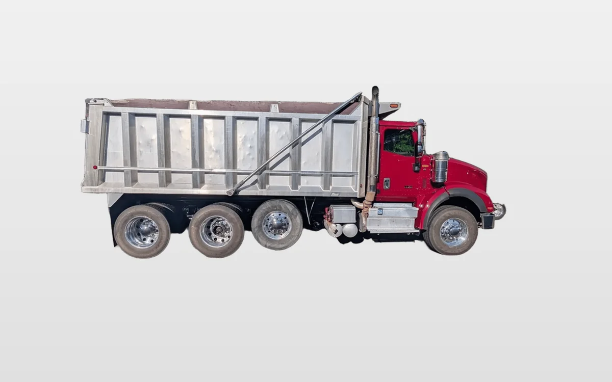 2019 International HX - image 1