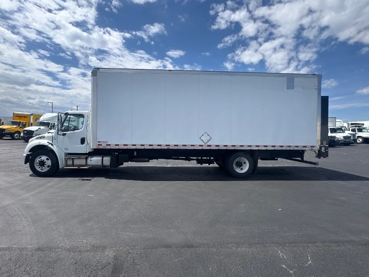 2016 Freightliner eM2 in Denver, CO — photo 4