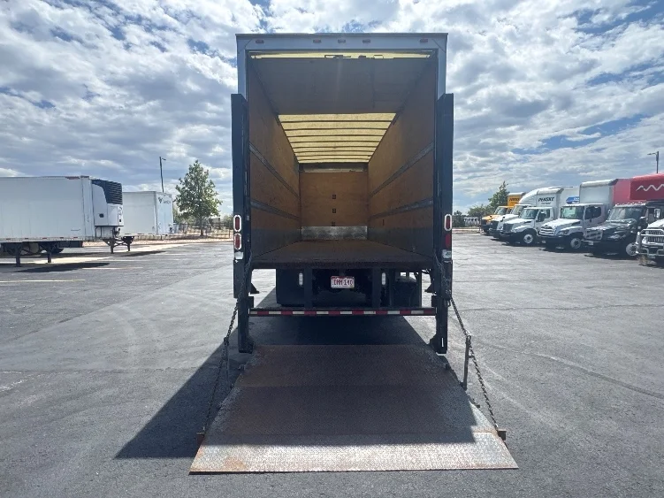 2016 Freightliner eM2 in Denver, CO — photo 8