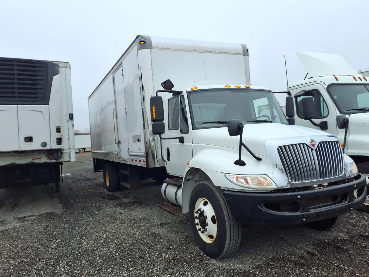 2019 International 4300 in Taylor, MI — photo 3