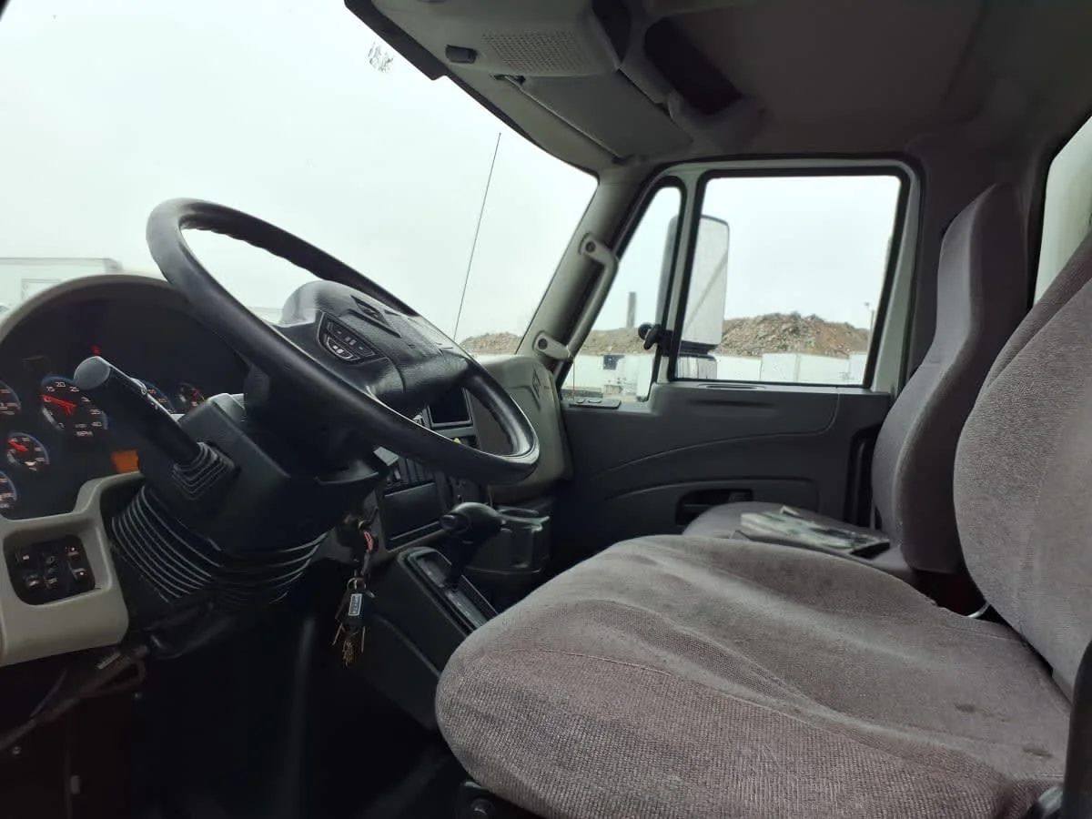 2019 International 4300 in Taylor, MI — photo 7