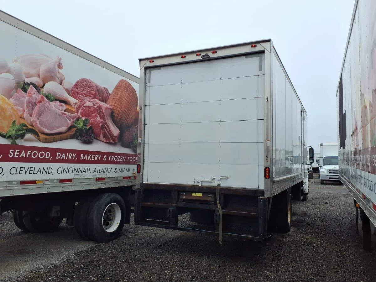 2019 International 4300 in Taylor, MI — photo 4