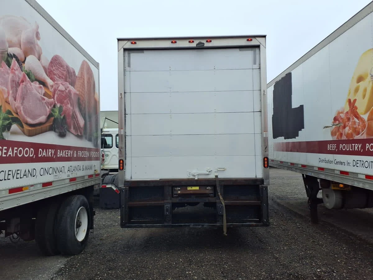 2019 International 4300 in Taylor, MI — photo 5