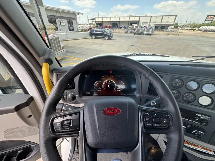 2027 Peterbilt 567 in Houston, TX — photo 17