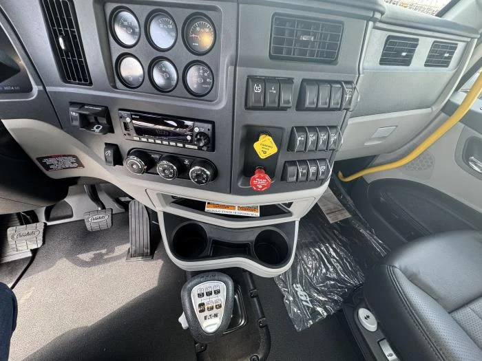 2027 Peterbilt 567 in Houston, TX — photo 19