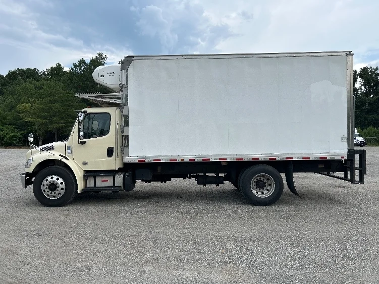 2019 Freightliner eM2 in Atlanta, GA — photo 4