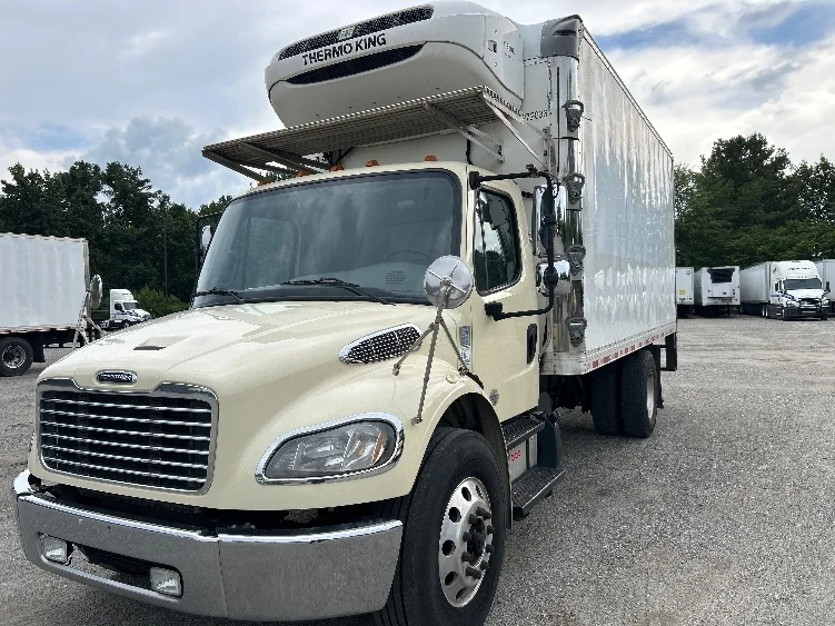 2019 Freightliner eM2 in Atlanta, GA — photo 3