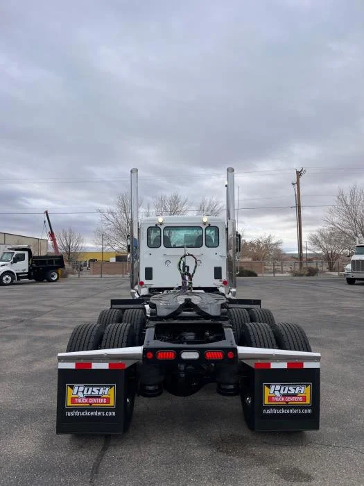 2027 Peterbilt 589 in Albuquerque, NM — photo 10