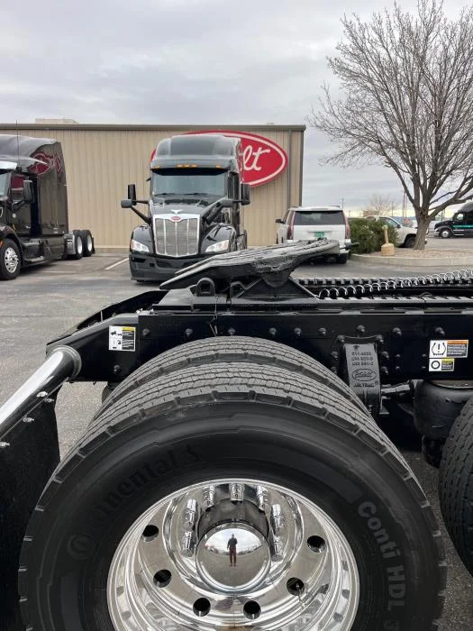 2027 Peterbilt 589 in Albuquerque, NM — photo 14