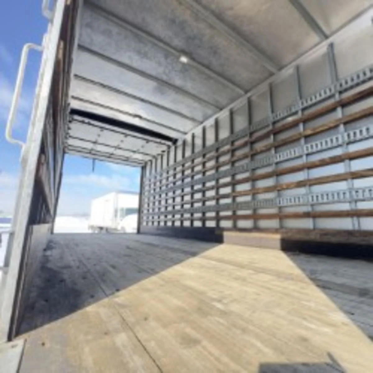 2022 International MV in Syracuse, NY — photo 11