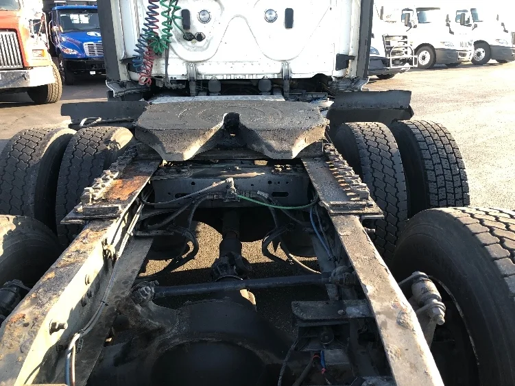 2020 Freightliner Cascadia in Spokane Valley, WA — photo 6