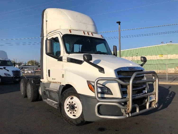 2020 Freightliner Cascadia in Spokane Valley, WA