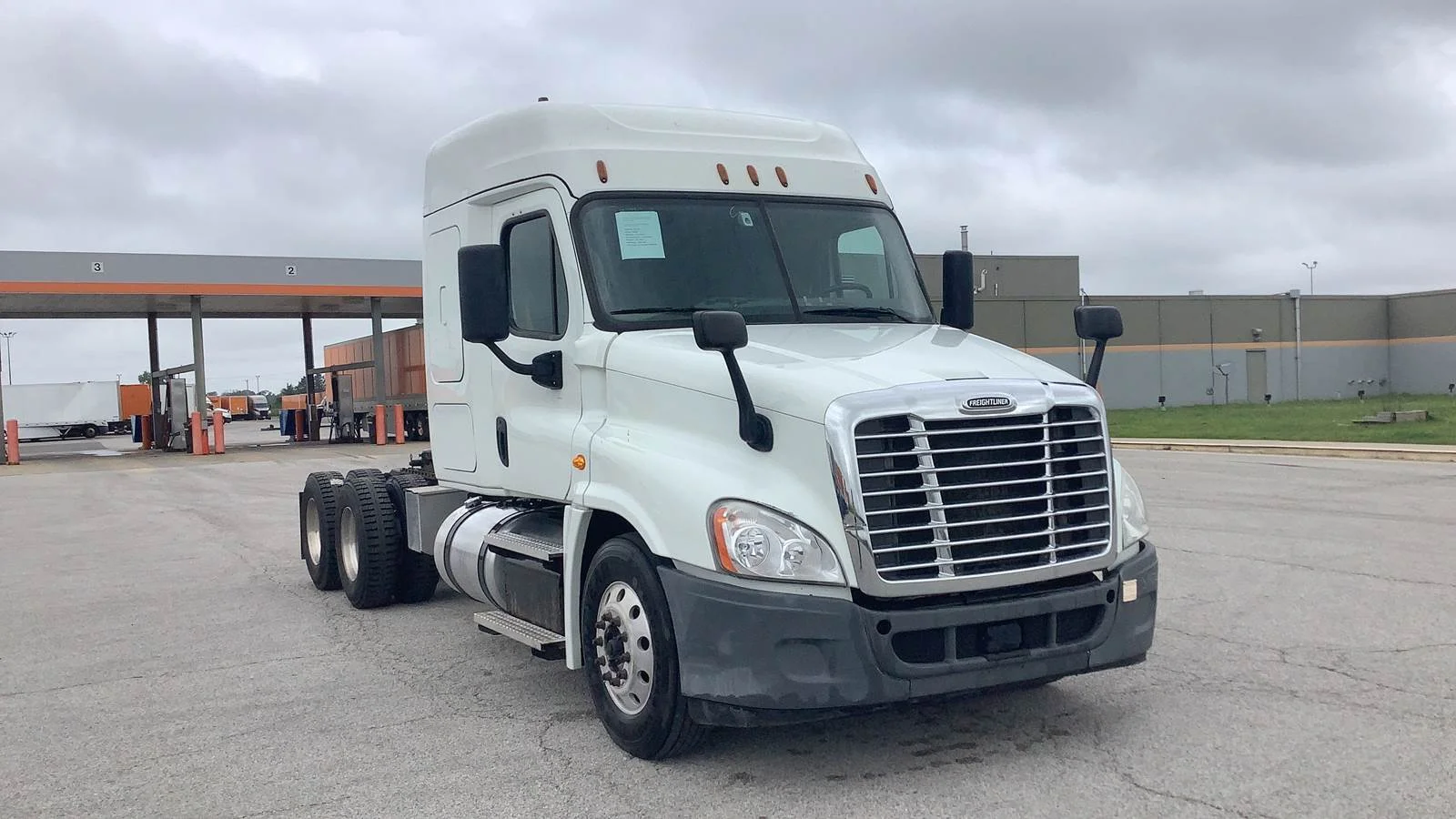 2020 Freightliner Cascadia in Edwardsville, IL