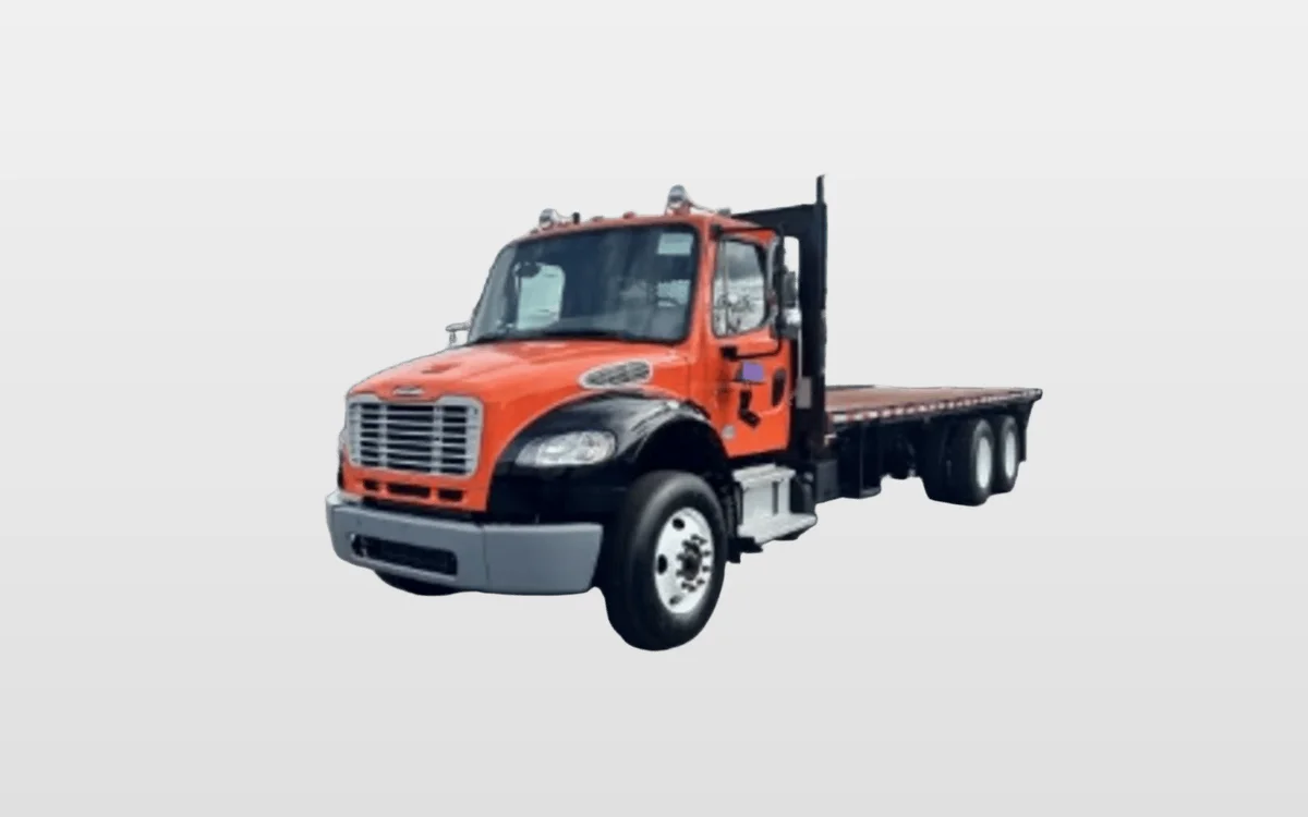 2018 Freightliner M2 106 - image 1