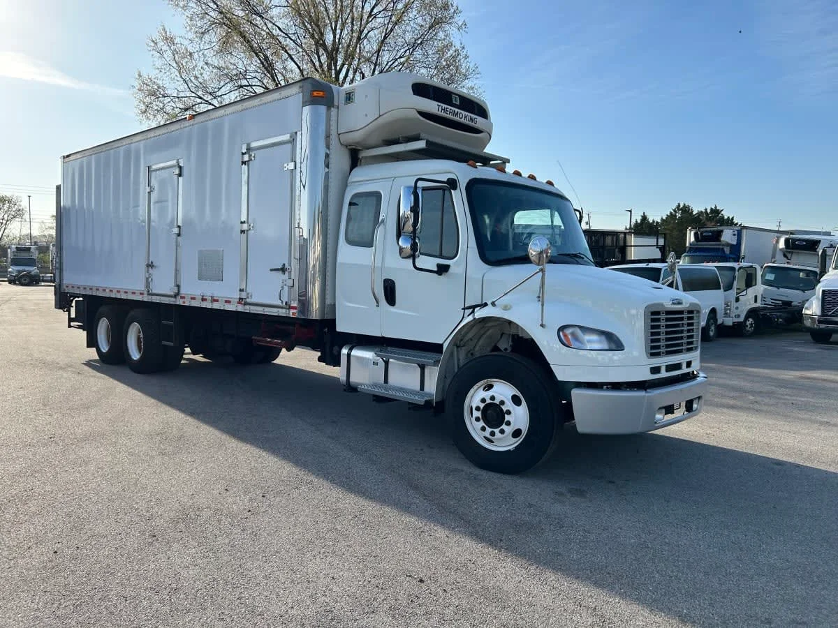 2020 Freightliner M2 106 in Beltsville, MD — photo 3