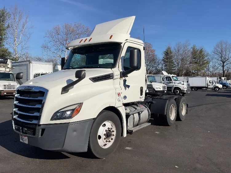 2019 Freightliner Cascadia in Capitol Heights, MD