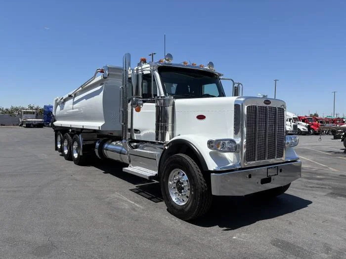 2027 Peterbilt 589 in Sylmar, CA — photo 4