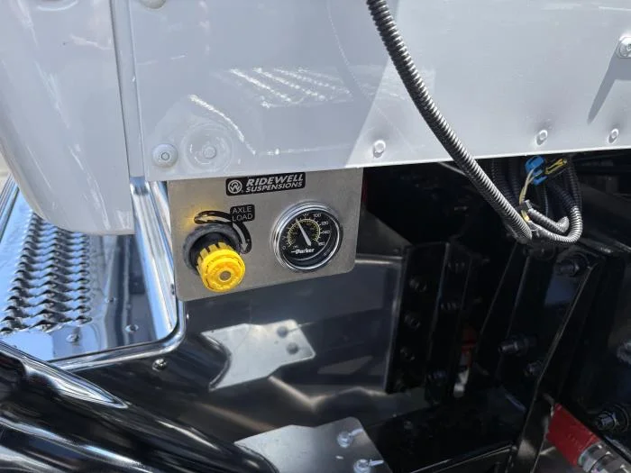 2027 Peterbilt 589 in Sylmar, CA — photo 11
