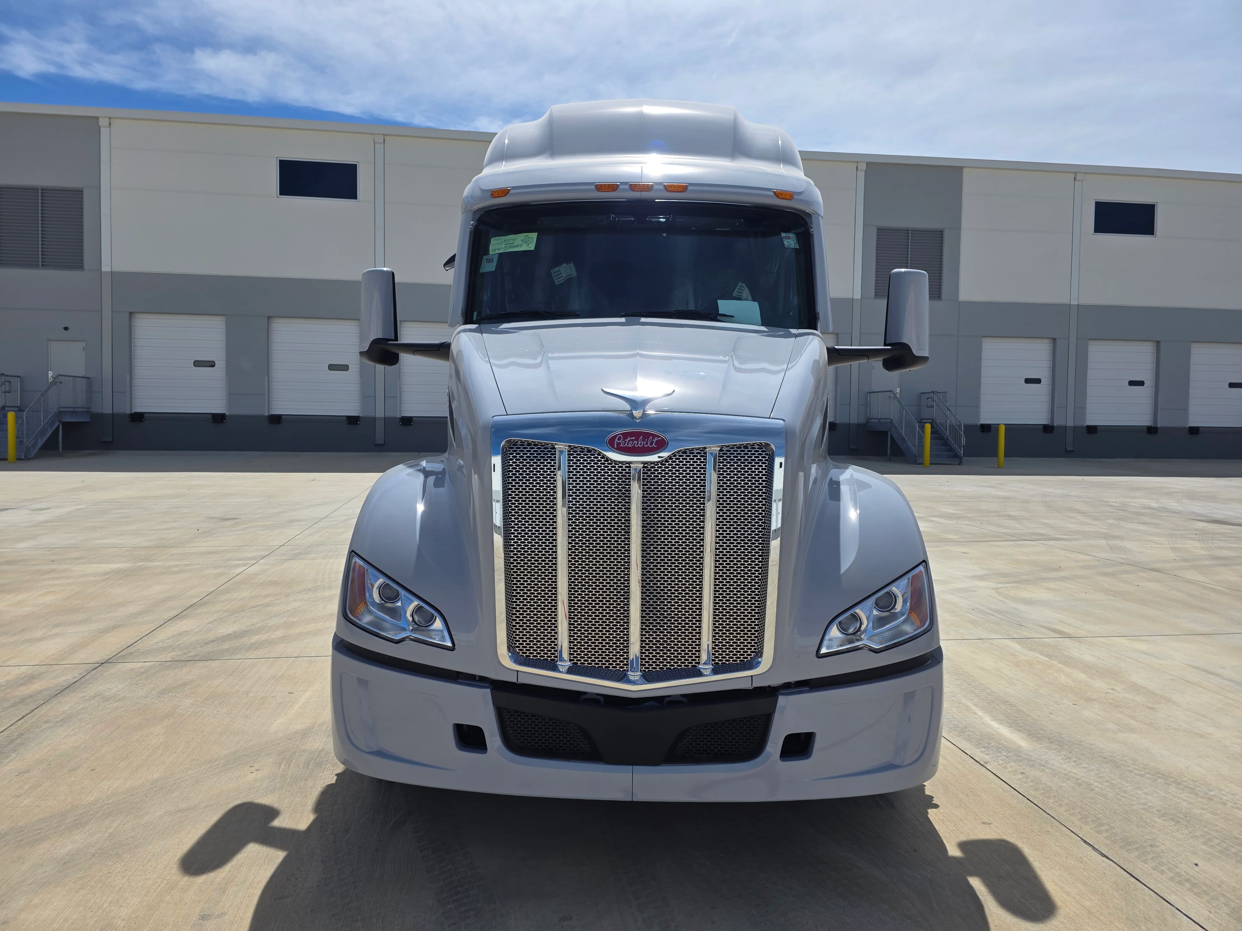 2027 Peterbilt 579 in Dunn, NC — photo 8