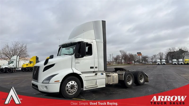 2023 Volvo in Bolingbrook, IL