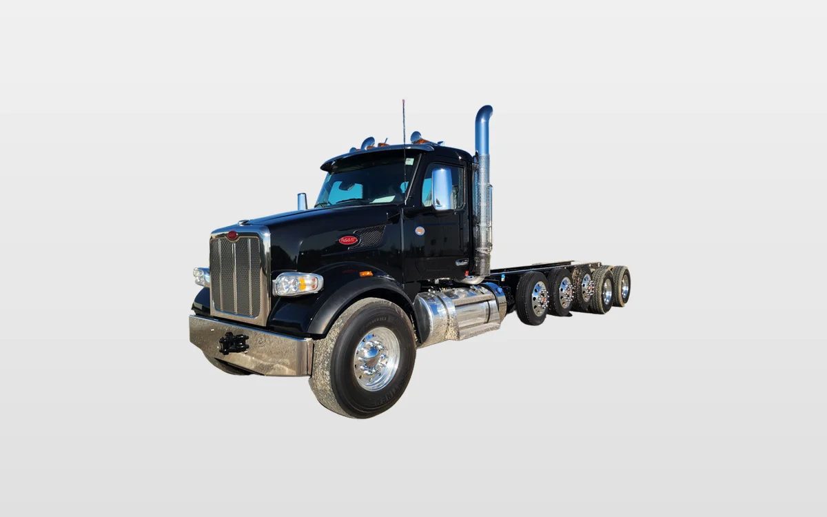 2026 PETERBILT 567 - image 1