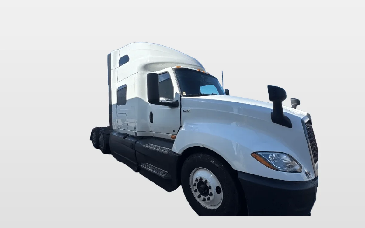 2023 International LT - image 1