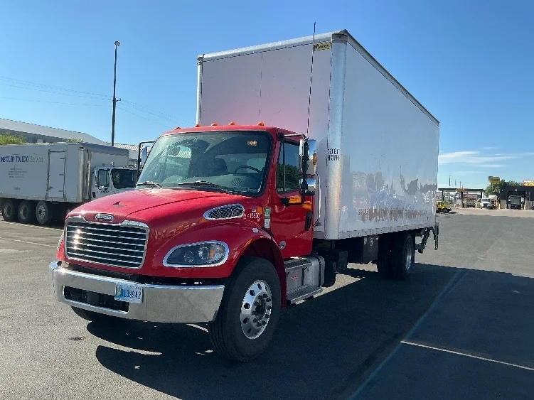2022 Freightliner eM2 in Denver, CO — photo 3