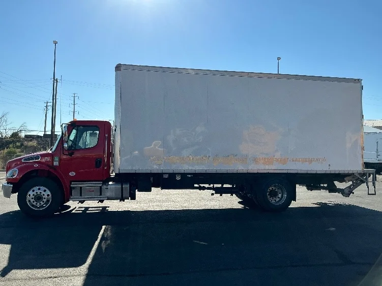 2022 Freightliner eM2 in Denver, CO — photo 4