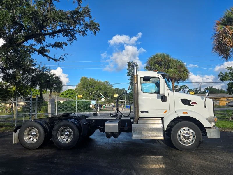 2022 Peterbilt 567 - image 11