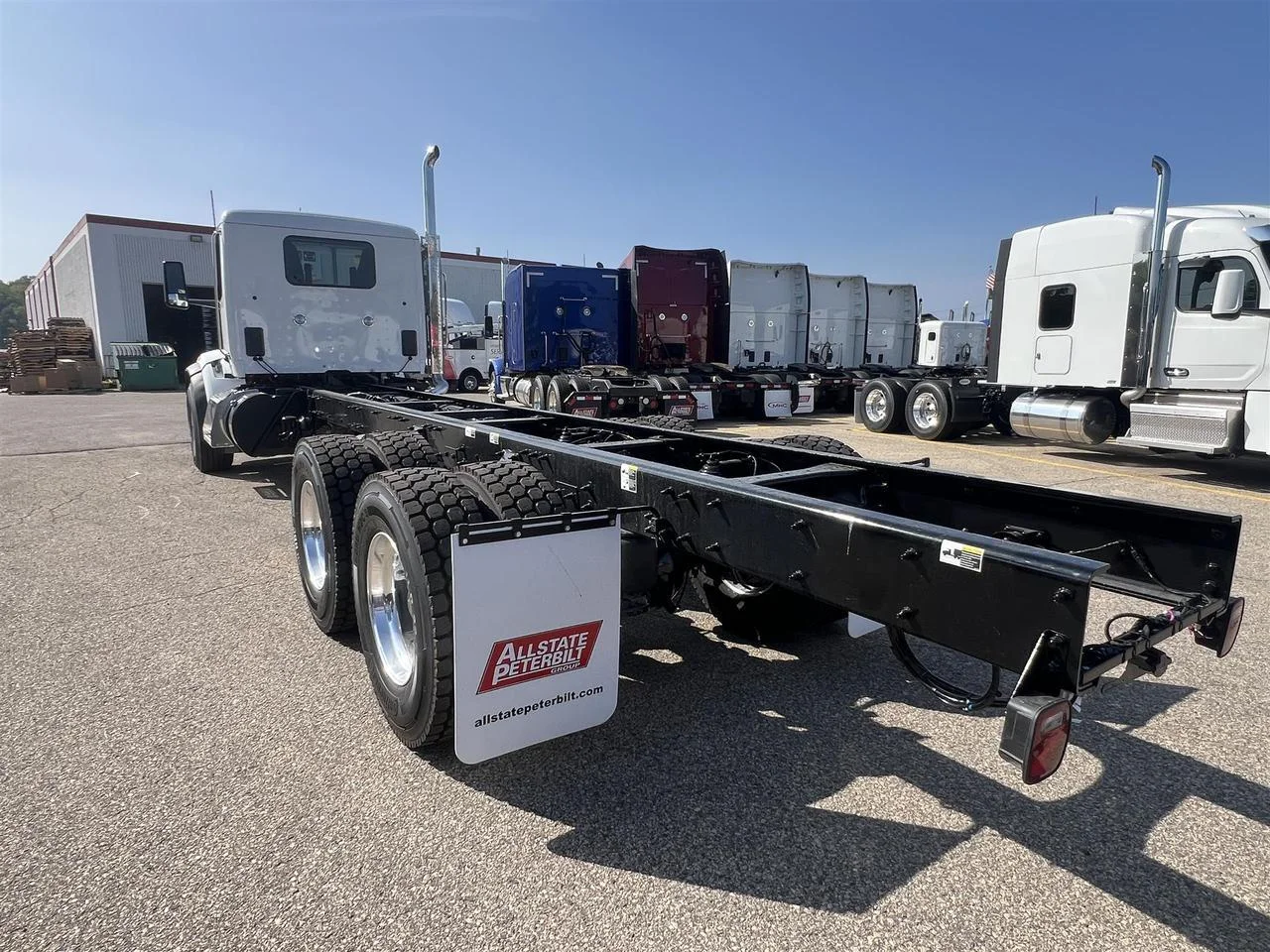 2027 Peterbilt 567 in South St. Paul, MN — photo 4