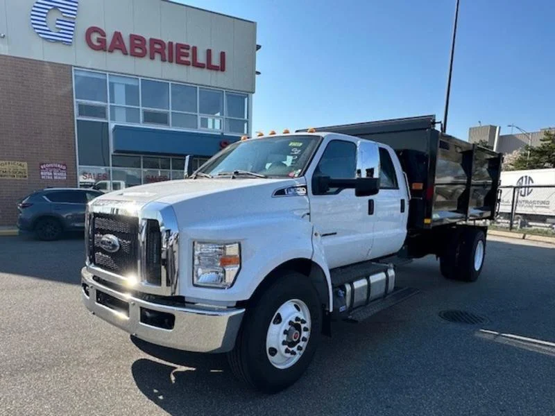 2025 Ford F-650