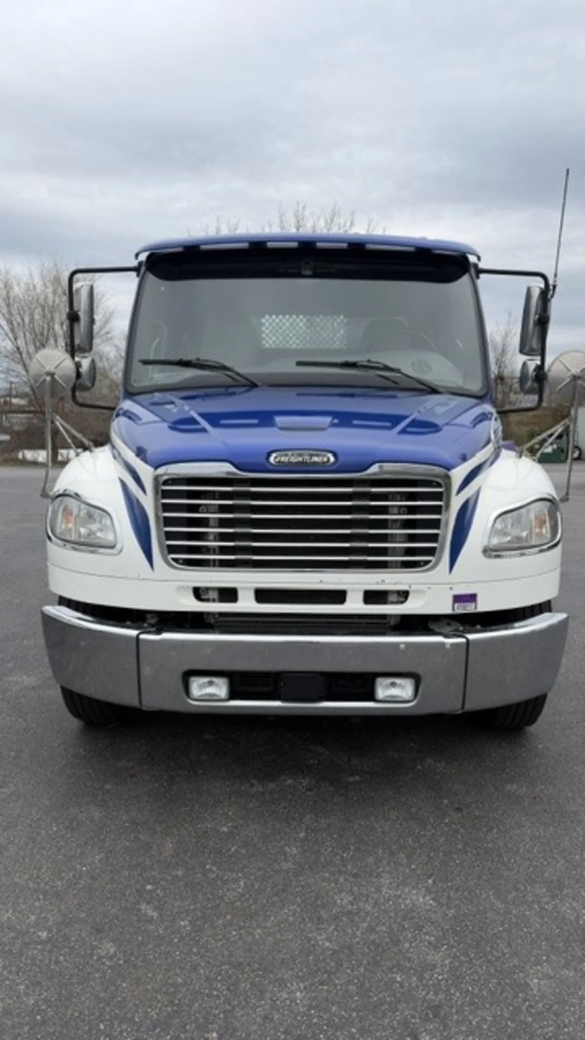 2020 Freightliner M2 106 in Allentown, PA — photo 2