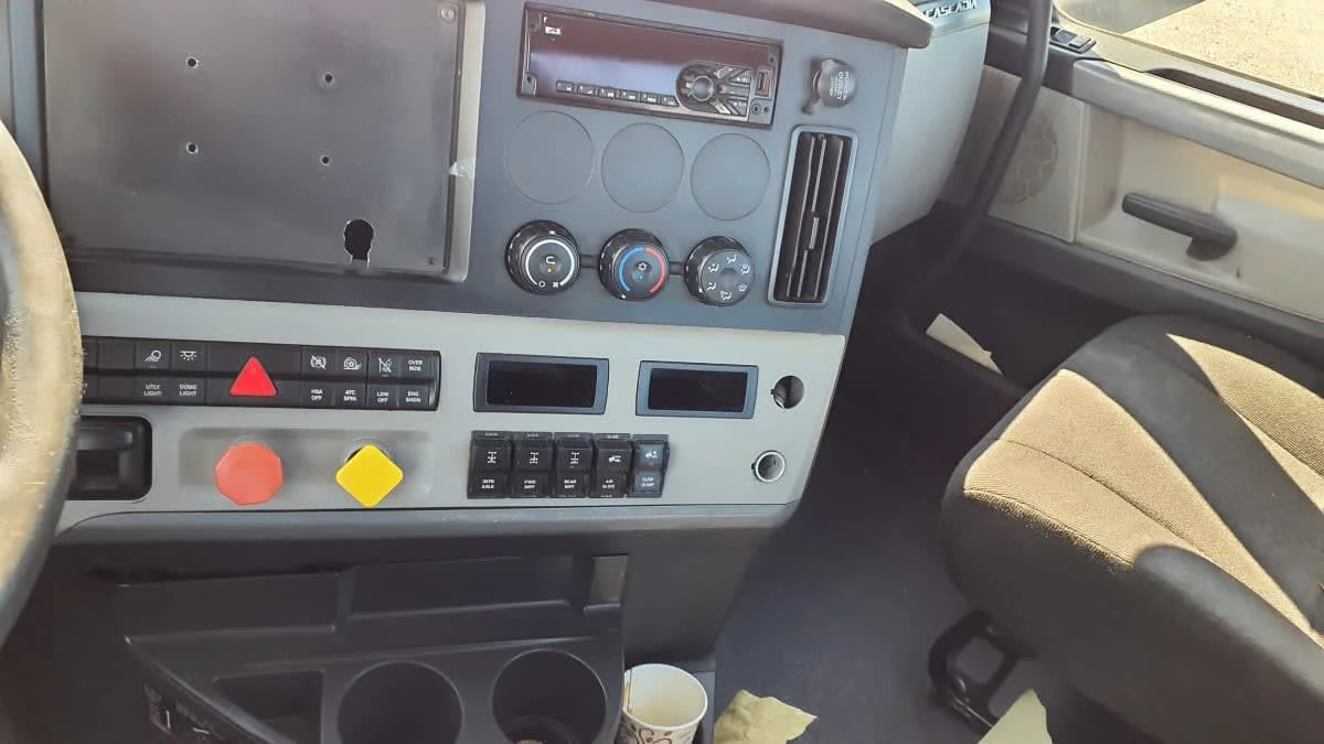 2019 Freightliner Cascadia in Birmingham, AL — photo 14
