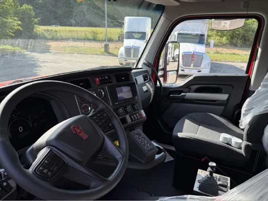 2027 Kenworth T880 in Chattanooga, TN — photo 14