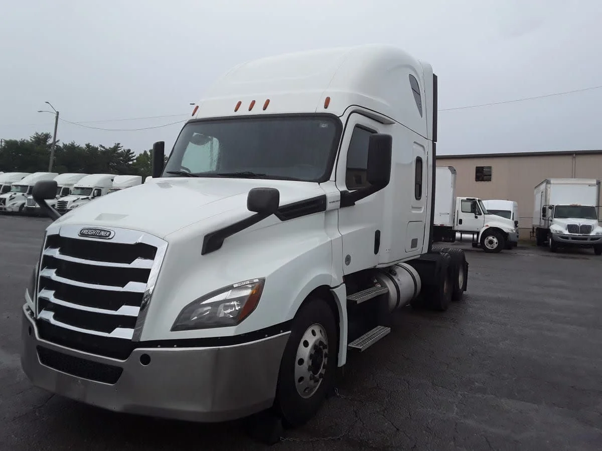 2020 Freightliner Cascadia in La Vergne, TN