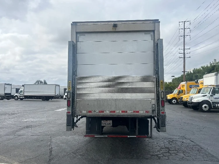 2019 Hino 338 in Torrance, CA — photo 7
